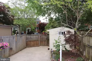 3364 Ardley Ct, Falls Church, VA 22041 - Photo 2