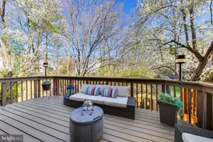 7812 Solomon Seal Dr, Springfield, VA 22152 - Photo 18