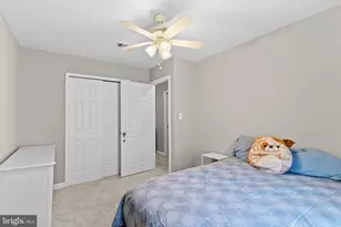 6760 Jenny Leigh Ct, Centreville, VA 20121 - Photo 16