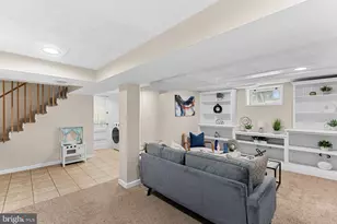 7109 Wayne Dr, Annandale, VA 22003 - Photo 40