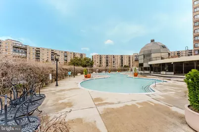 8370 Greensboro Drive #310, McLean, VA 22102 - Photo 32