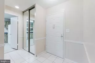 8370 Greensboro Dr, McLean, VA 22102 - Photo 8