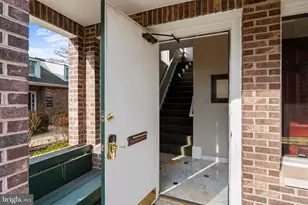 11739 Bowman Green Dr, Reston, VA 20190 - Photo 30