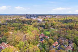 2174 Golf Course Dr, Reston, VA 20191 - Photo 12