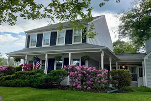 14511 Oak Cluster Dr, Centreville, VA 20120 - Photo 2