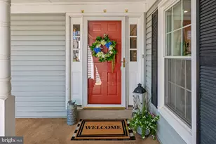 14511 Oak Cluster Dr, Centreville, VA 20120 - Photo 4