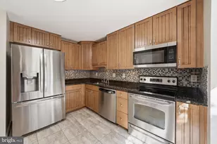 5872 Langton Dr, Alexandria, VA 22310 - Photo 4