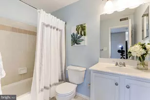 11653 Gas Light Ct, Reston, VA 20190 - Photo 4