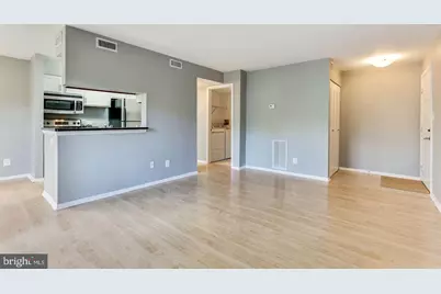 11653 Gas Light Court #11653E, Reston, VA 20190 - Photo 2