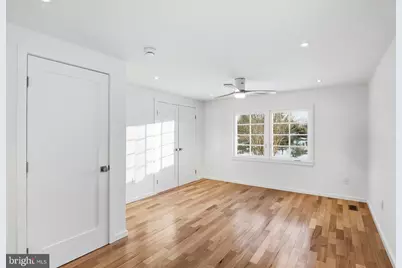 816 Utterback Store Road, Great Falls, VA 22066 - Photo 8