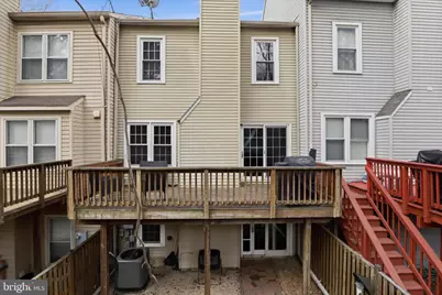 7211 Squirrel Run Court, Springfield, VA 22152 - Photo 6