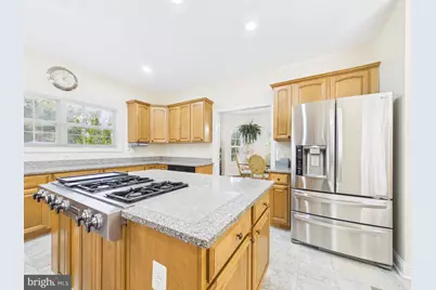 7801 Ridgewood Drive, Annandale, VA 22003 - Photo 16