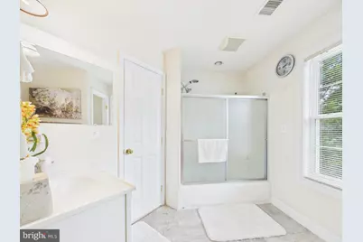 7801 Ridgewood Drive, Annandale, VA 22003 - Photo 42