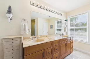 7801 Ridgewood Dr, Annandale, VA 22003 - Photo 36