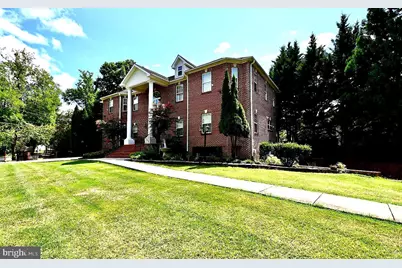 7801 Ridgewood Drive, Annandale, VA 22003 - Photo 2