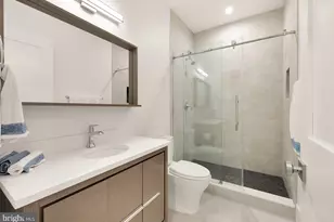 1216 Earnestine St, McLean, VA 22101 - Photo 32
