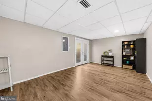 14206 Royal Oak Ln, Centreville, VA 20120 - Photo 32