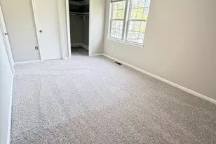 5941 Heritage Square Dr, Burke, VA 22015 - Photo 14