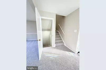 5941 Heritage Square Drive, Burke, VA 22015 - Photo 6