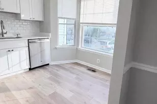 5941 Heritage Square Dr, Burke, VA 22015 - Photo 4