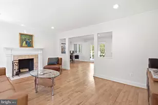 11306 Vale Rd, Oakton, VA 22124 - Photo 16