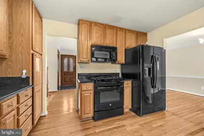 4519 Weyburn Drive, Annandale, VA 22003 - Photo 12