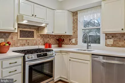 8714 Arley Drive, Springfield, VA 22153 - Photo 14