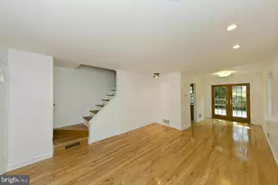 5835 Fifer Dr, Alexandria, VA 22303 - Photo 6