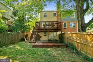 5835 Fifer Dr, Alexandria, VA 22303 - Photo 16