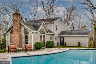 723 Forest Park Rd, Great Falls, VA 22066 - Photo 12