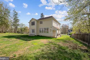 6912 Alpine Dr, Annandale, VA 22003 - Photo 44