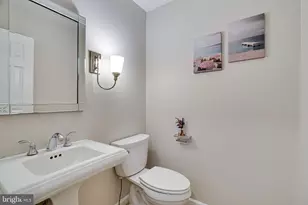 2001 Gervais Dr, Falls Church, VA 22043 - Photo 20