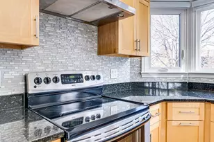 2001 Gervais Dr, Falls Church, VA 22043 - Photo 10