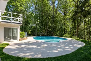 10903 Beach Mill Rd, Great Falls, VA 22066 - Photo 24