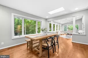 11906 Paradise Ln, Oak Hill, VA 20171 - Photo 16