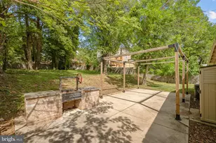 2908 Farmington Dr, Alexandria, VA 22303 - Photo 22