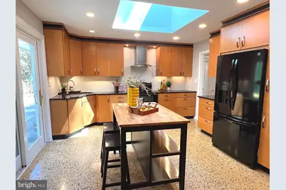 6362 Burton Circle, Falls Church, VA 22041 - Photo 6