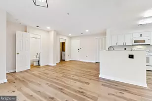 11328 Westbrook Mill Ln, Fairfax, VA 22030 - Photo 10