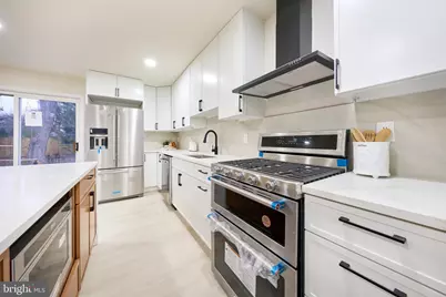 1904 Lamson Place, McLean, VA 22101 - Photo 16