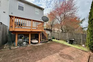 6920 Hovingham Ct, Centreville, VA 20121 - Photo 14