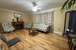 7416 Rhondda Dr, Lorton, VA 22079 - Photo 6