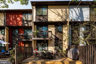 2104 Cartwright Pl, Reston, VA 20191 - Photo 30