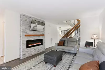 2104 Cartwright Place, Reston, VA 20191 - Photo 6