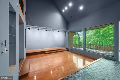 7575 Potomac Fall Road, McLean, VA 22102 - Photo 8