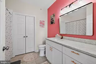 12925 Centre Park Cir, Herndon, VA 20171 - Photo 16