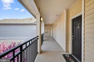 12925 Centre Park Cir, Herndon, VA 20171 - Photo 4