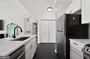 12925 Centre Park Cir, Herndon, VA 20171 - Photo 12