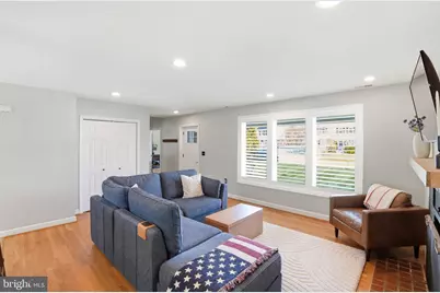 2209 Rollins Drive, Alexandria, VA 22307 - Photo 4