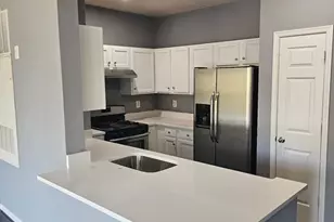 13343 Connor Dr, Centreville, VA 20120 - Photo 2