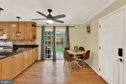 6803 Jackie Deneese Court, Springfield, VA 22152 - Photo 6